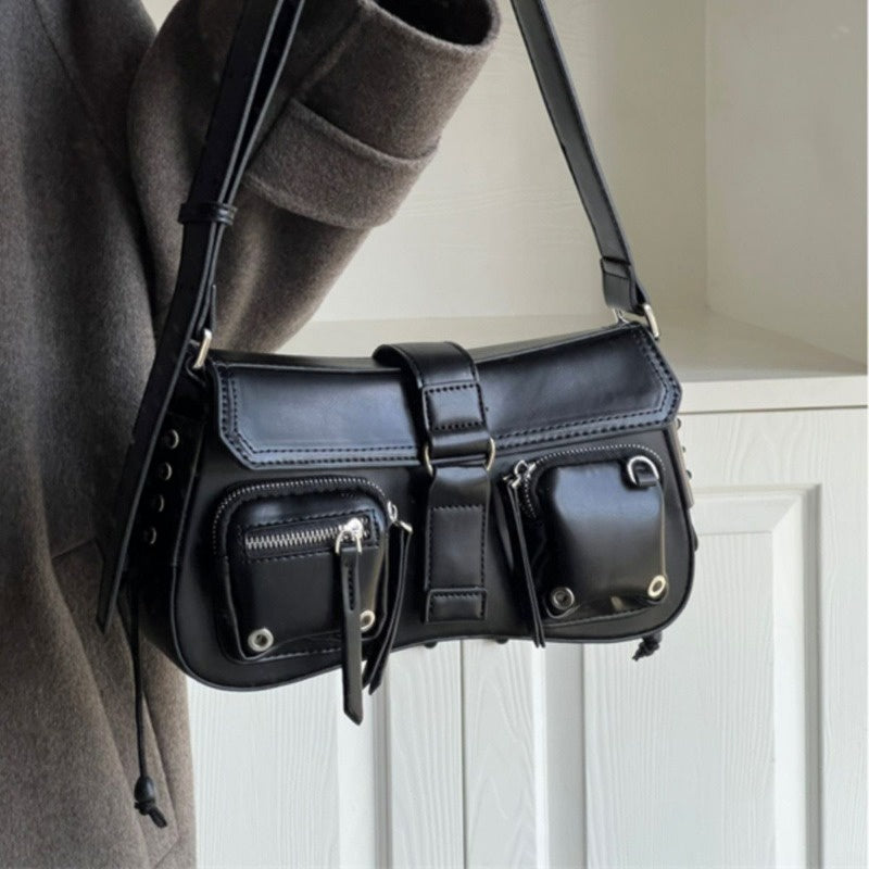 Ielgy Ladies Motorcycle Bag Sweet Cool Hot Girl Baguette Bag One Shoulder All-Match Underarm Bag