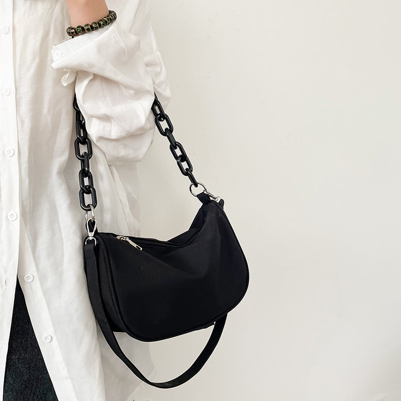 Ielgy Fashionable Unique Acrylic Chain Underarm Bag Japanese Simple All-Match Casual Nylon Messenger Bag