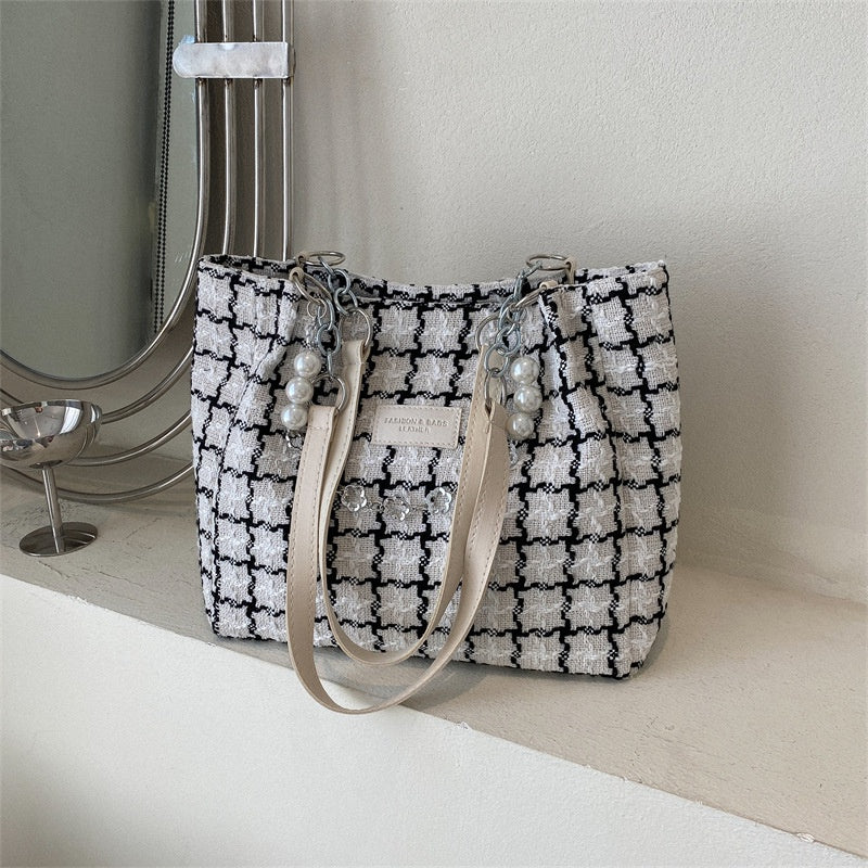 Ielgy Ladies Large-Capacity Commuter Bag Plaid Shoulder Underarm Tote Bag