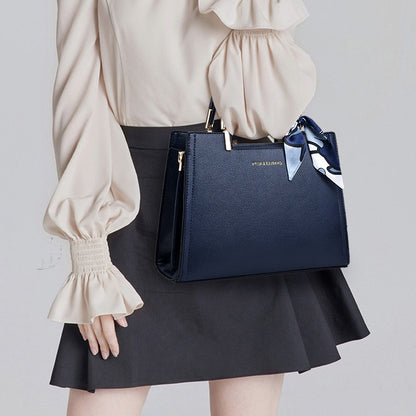 Ielgy Ladies Red Wedding Bag Messenger Portable High-End Feeling Festive Bag