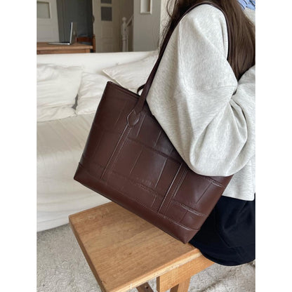 Ielgy Large Capacity Commuter Bag Student Class Armpit Order Shoulder Tote Bag