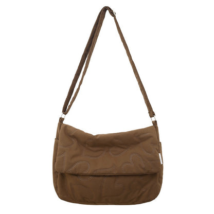 Ielgy Ladies Simple Rhombus Art Large-Capacity Fresh All-Match Messenger Bag (without Pendant)