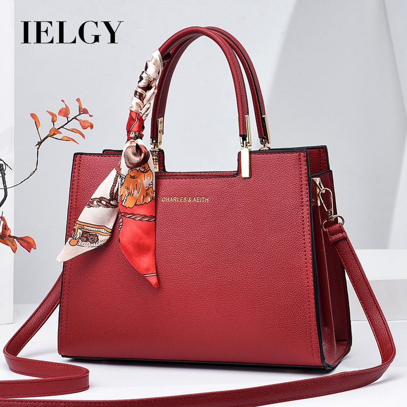 Ielgy Ladies Red Wedding Bag Messenger Portable High-End Feeling Festive Bag