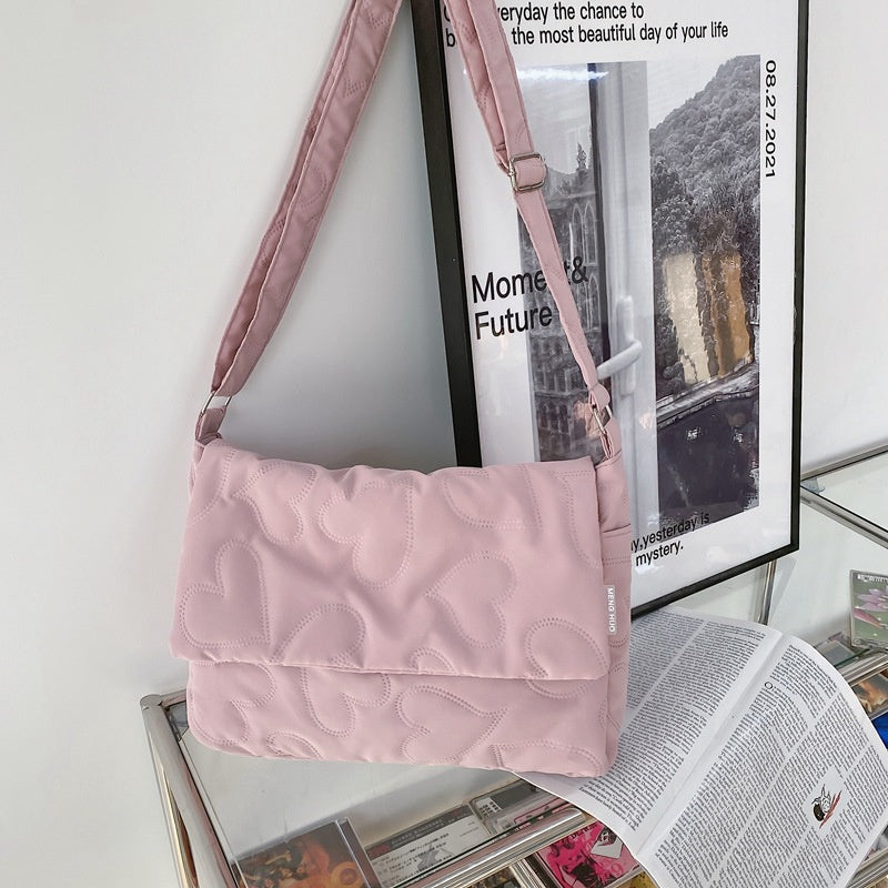 Ielgy Ladies Simple Rhombus Art Large-Capacity Fresh All-Match Messenger Bag (without Pendant)