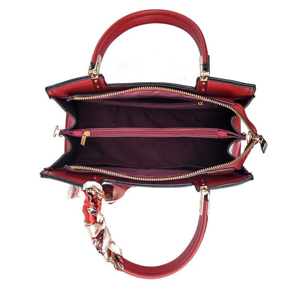 Ielgy Ladies Red Wedding Bag Messenger Portable High-End Feeling Festive Bag