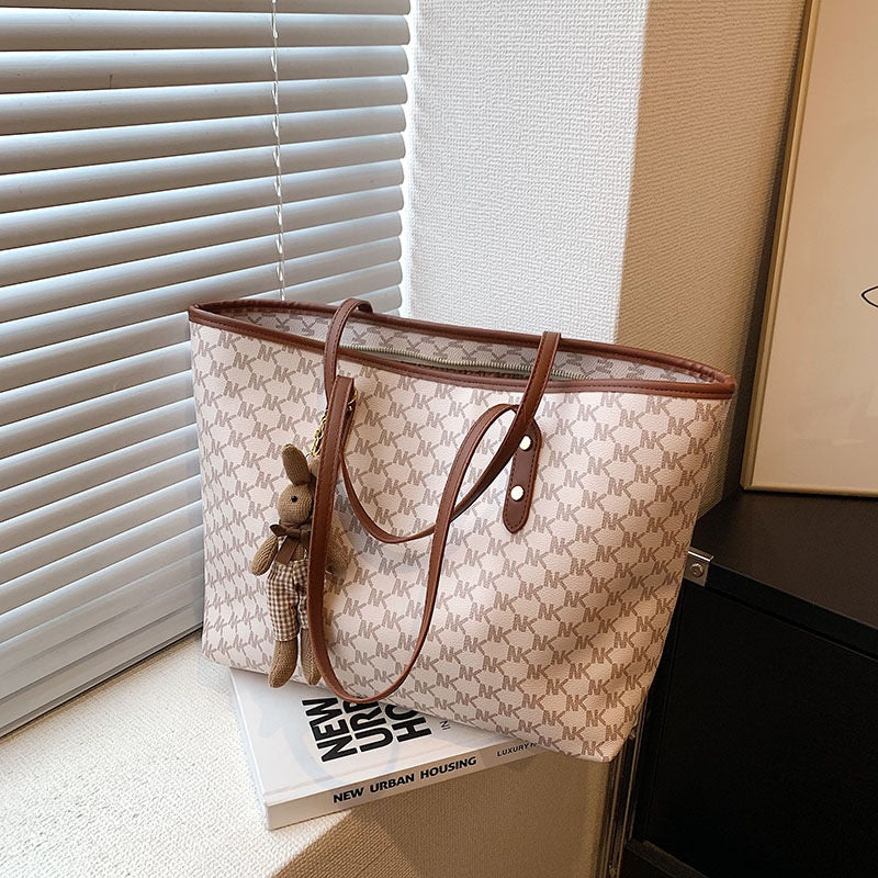 Ielgy Ladies Commuter Large Capacity Casual Western Style All-Match One-Shoulder Tote