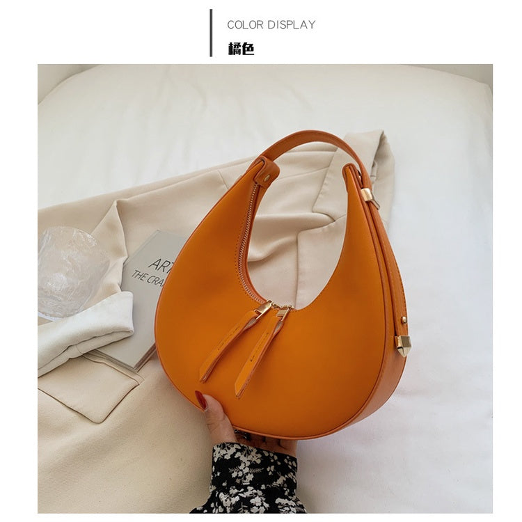 Ielgy Ladies Retro Handbag Chain Shoulder Baguette Underarm Bag