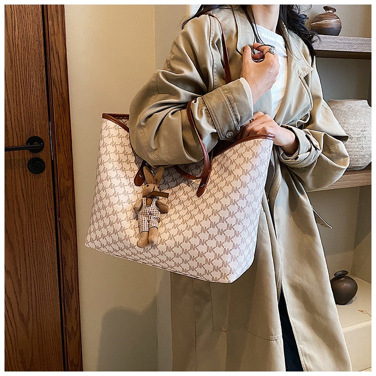 Ielgy Ladies Commuter Large Capacity Casual Western Style All-Match One-Shoulder Tote