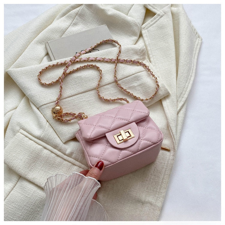 Ielgy Ladies Diamond Chain Mini Bag Lock Fashion Simple One-Shoulder Cross-Body Small Square Bag