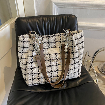 Ielgy Ladies Large-Capacity Commuter Bag Plaid Shoulder Underarm Tote Bag