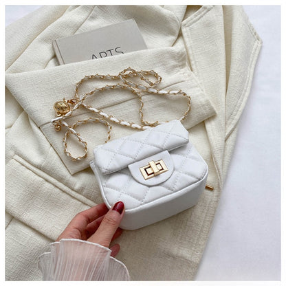 Ielgy Ladies Diamond Chain Mini Bag Lock Fashion Simple One-Shoulder Cross-Body Small Square Bag