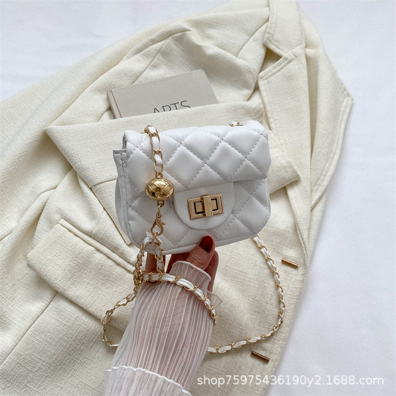 Ielgy Ladies Diamond Chain Mini Bag Lock Fashion Simple One-Shoulder Cross-Body Small Square Bag