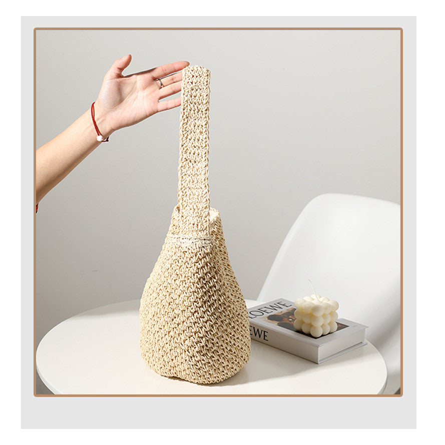 Ielgy Ladies Hand-Woven Bucket Bag Seaside Vacation Beach Bag