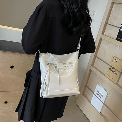 Ielgy Portable Large-Capacity Silver Tote Bag Ladies High-End Korean Version Diagonal One-Shoulder Travel Bag