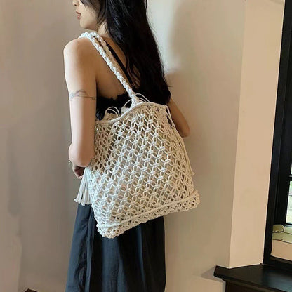 Ielgy Ladies Hollow Cotton Thread Woven Bag One Shoulder Tassel Straw Woven Holiday Style Beach Bag All-Match
