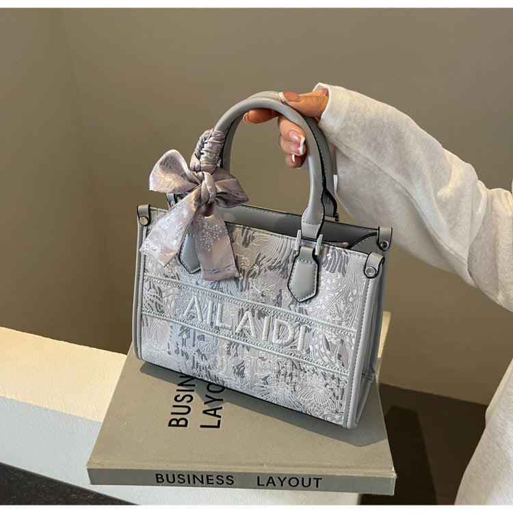 Ielgy Large-Capacity Commuter Tote Bag High-End Embroidered Pattern Portable One-Shoulder