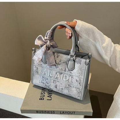 Ielgy Large-Capacity Commuter Tote Bag High-End Embroidered Pattern Portable One-Shoulder