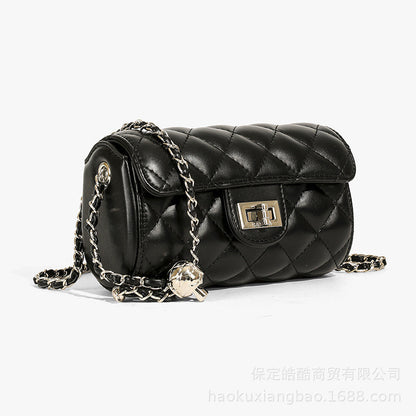 Ielgy Ladies Diamond Embroidery Thread Fashionable All-Match Chain Cross-Body Bag Flow Mini Silver Small Square Bag