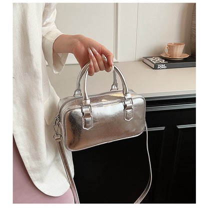Ielgy Ladies High-End Boston Pillow Handbag Casual All-Match Silver Messenger Bag