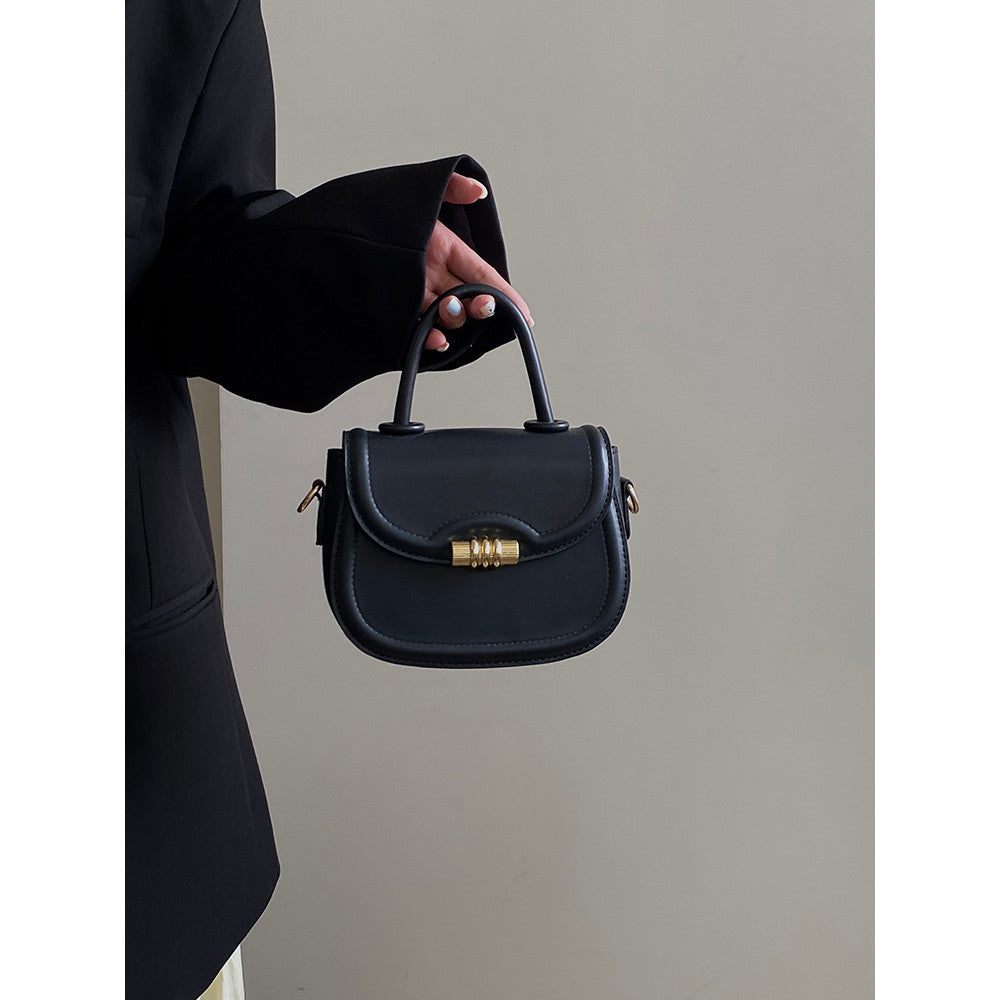 Ielgy Ladies Black Retro Saddle Bag All-Match High-End Sense One-Shoulder Messenger Bag