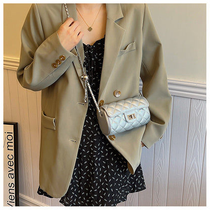 Ielgy Ladies Diamond Embroidery Thread Fashionable All-Match Chain Cross-Body Bag Flow Mini Silver Small Square Bag