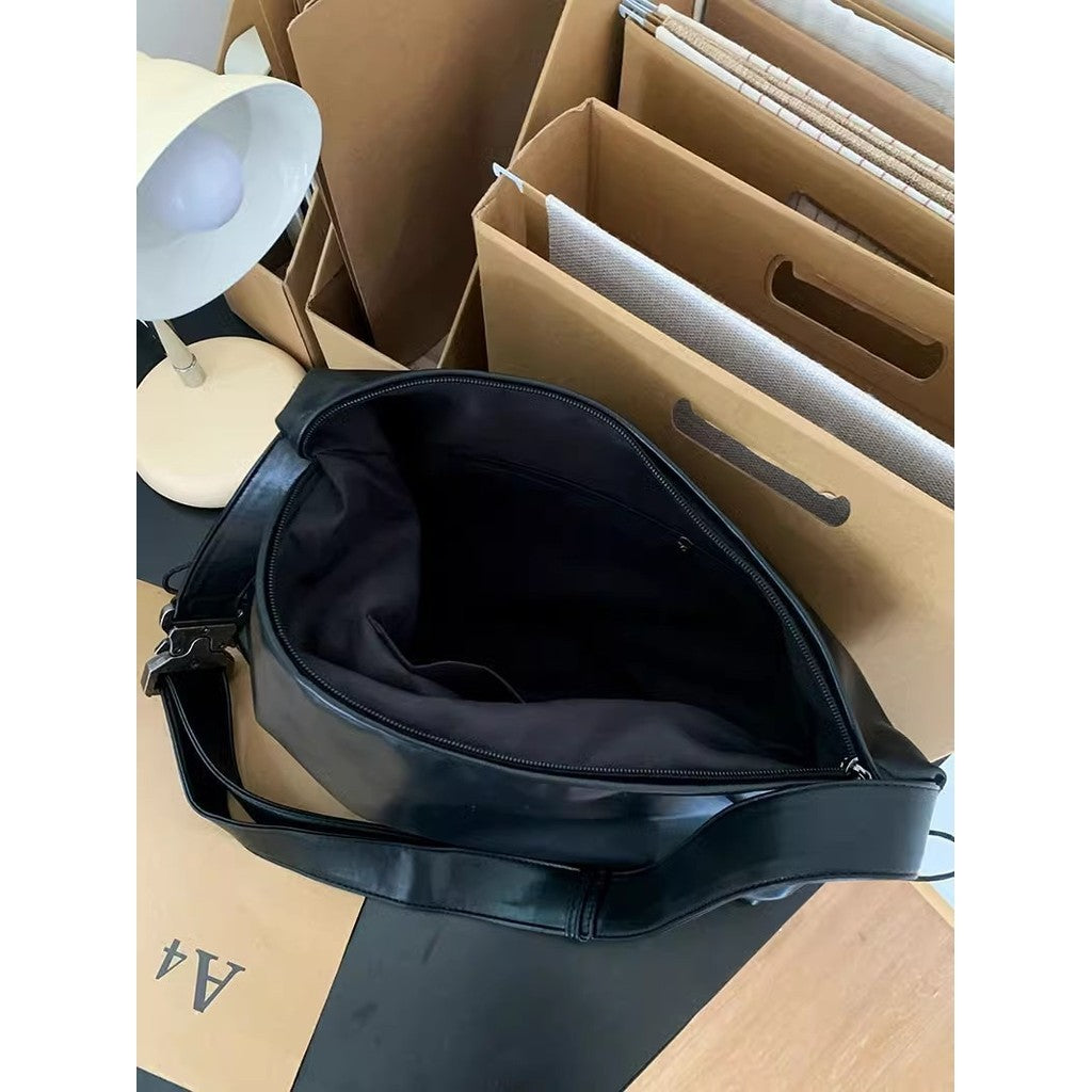 Ielgy Large-Capacity Pleated Tote Bag High-End Commuter Wide Shoulder Strap Messenger Bag