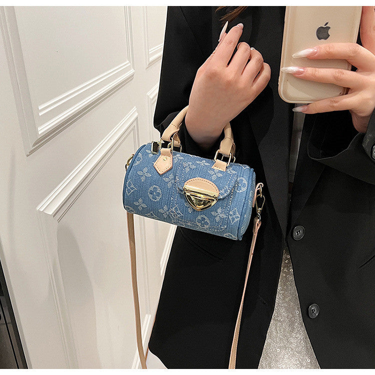 Ielgy Female Pillow Bag Woven Denim Handbag Niche Trendy Retro One-Shoulder Cross-Body
