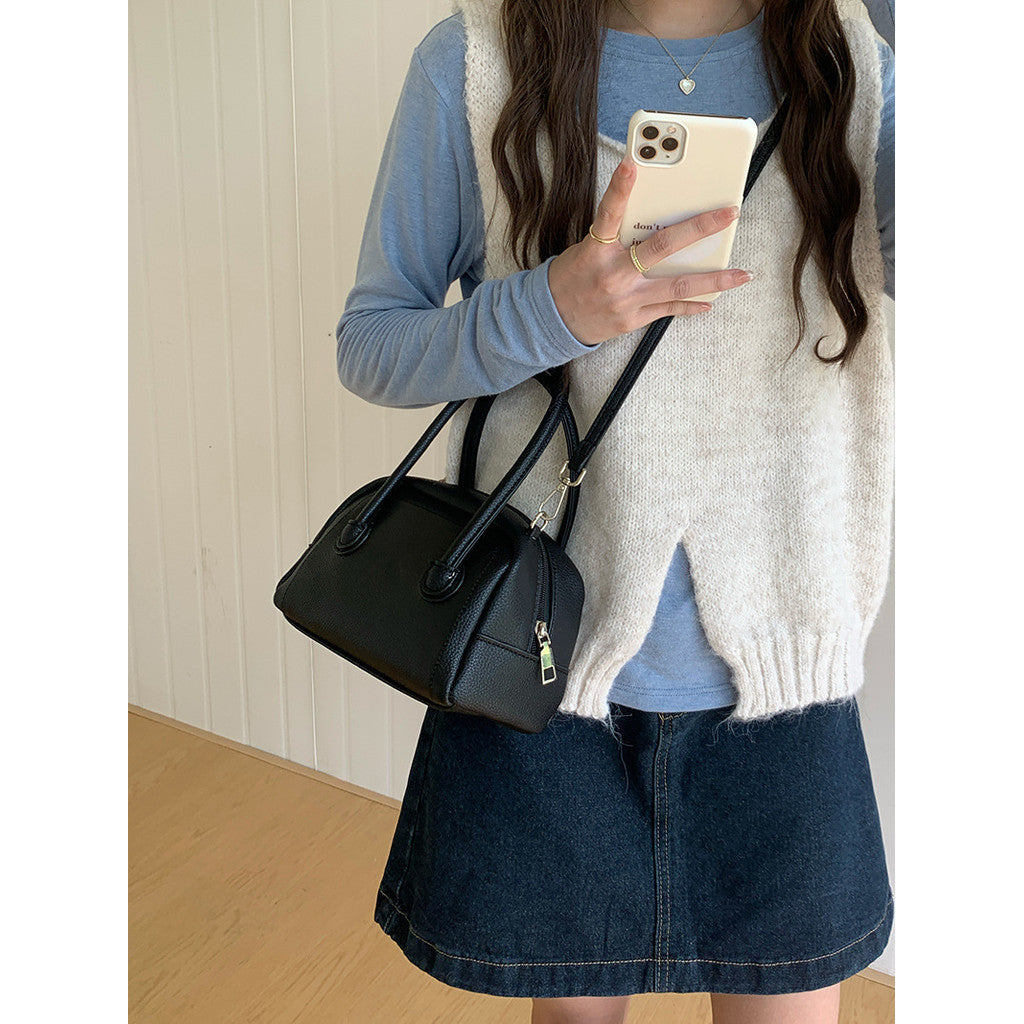 Ielgy Portable Bowling Bag Casual All-Match Small Fresh One-Shoulder Messenger Boston Pillow Bag