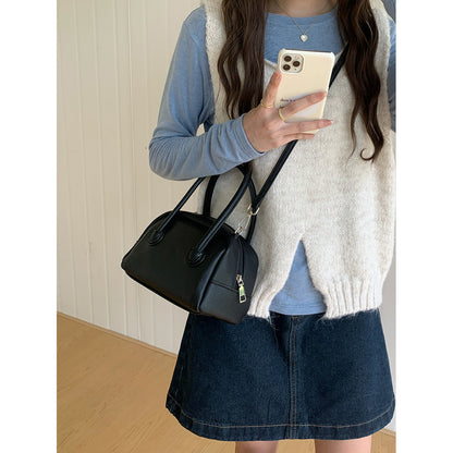 Ielgy Portable Bowling Bag Casual All-Match Small Fresh One-Shoulder Messenger Boston Pillow Bag