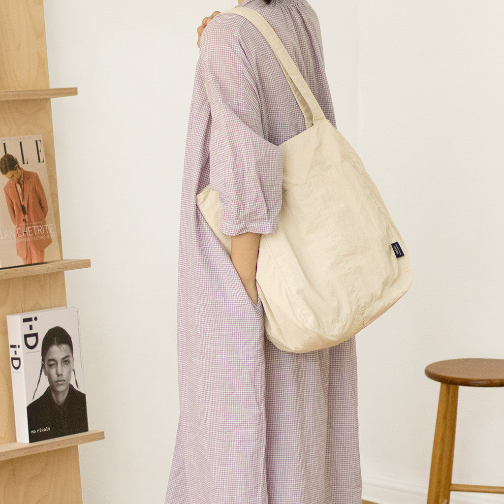 Ielgy Japanese Waterproof Nylon Casual Shoulder Bag Niche Design Feel Large Capacity Commuter Tote Large Bag