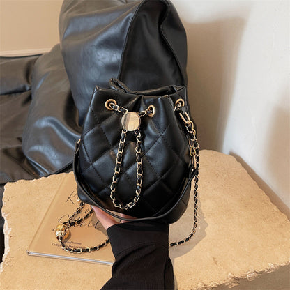 Ielgy High-End Simple Casual All-Match Retro Trendy One-Shoulder Messenger Bag