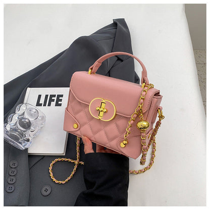 Ielgy Portable Box Bag Ladies Unique Texture Chain Shoulder Diagonal Bag