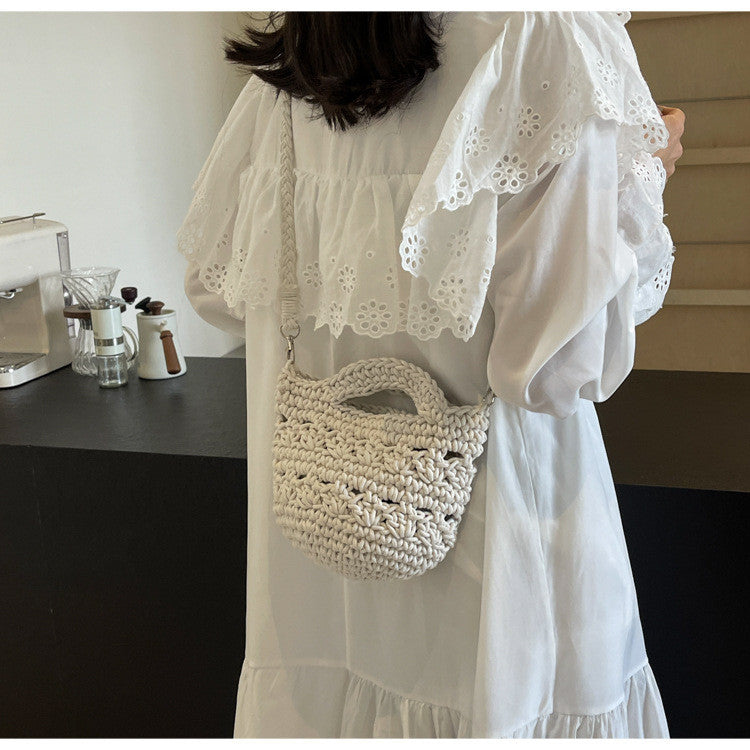 Ielgy Ladies Messenger Cotton Thread Woven Bag All-Match Hollow Straw Vacation Beach Bag Fresh