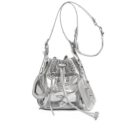 Ielgy Ladies All-Match Drawstring Silver Female Bag Fashion Bucket Bag Rivet Motorcycle Bag Casual Commuter Shoulder Messenger