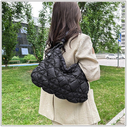 Ielgy Korean Version Stray Cloud Bag Puff Pleated Down Bag Shoulder Messenger Bag Portable Underarm Bag