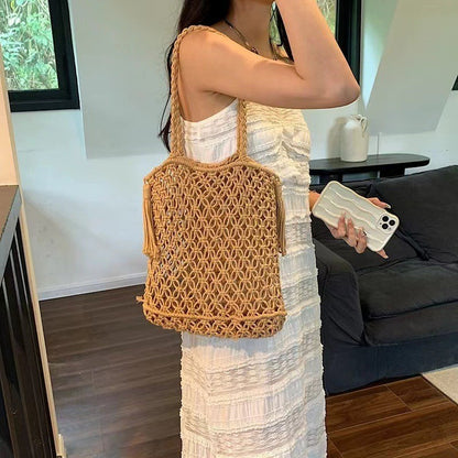 Ielgy Ladies Hollow Cotton Thread Woven Bag One Shoulder Tassel Straw Woven Holiday Style Beach Bag All-Match