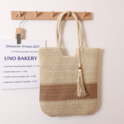 Ielgy Ladies Two-Color Tassel Woven Bag Fashion One-Shoulder Casual Straw Beach Bag
