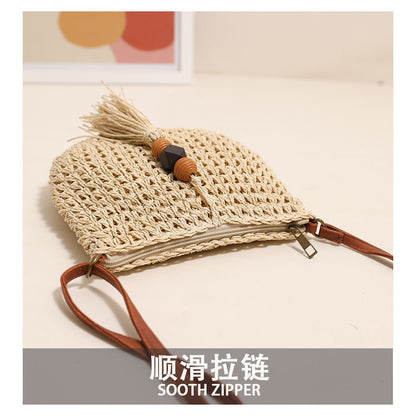 Ielgy One-Shoulder Messenger Straw Woven Female Bag Wooden Bead Tassel Woven Bag Vacation Style Beach Bag