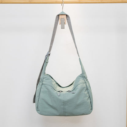 Ielgy Korean Version Large-Capacity Commuter Casual One-Shoulder Nylon Tote Bag Waterproof Sports Style Messenger Bag
