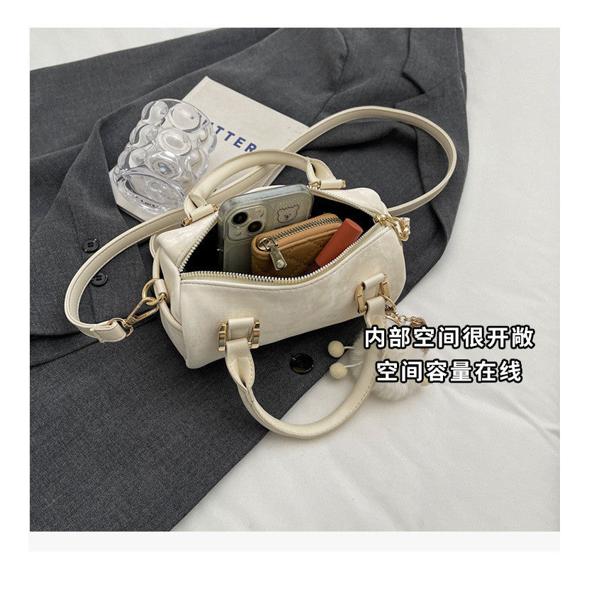 Ielgy Texture All-Match Shoulder Messenger Bag Portable Boston Pillow Bag