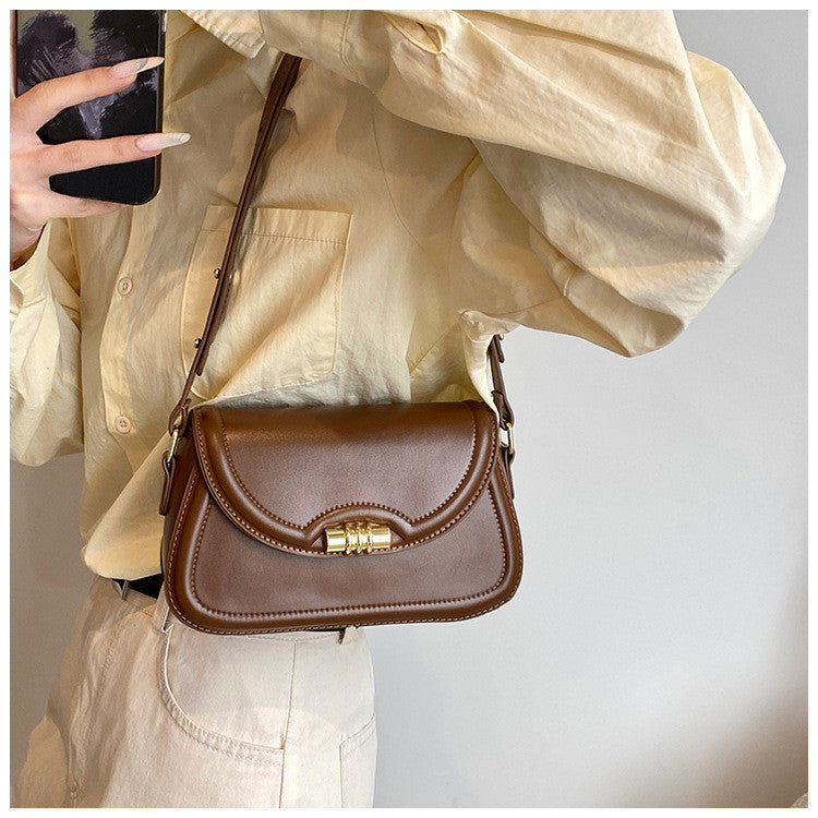 Ielgy Ladies Black Trendy Fashion Small Square Bag All-Match Casual Fashion Trendy Messenger Bag