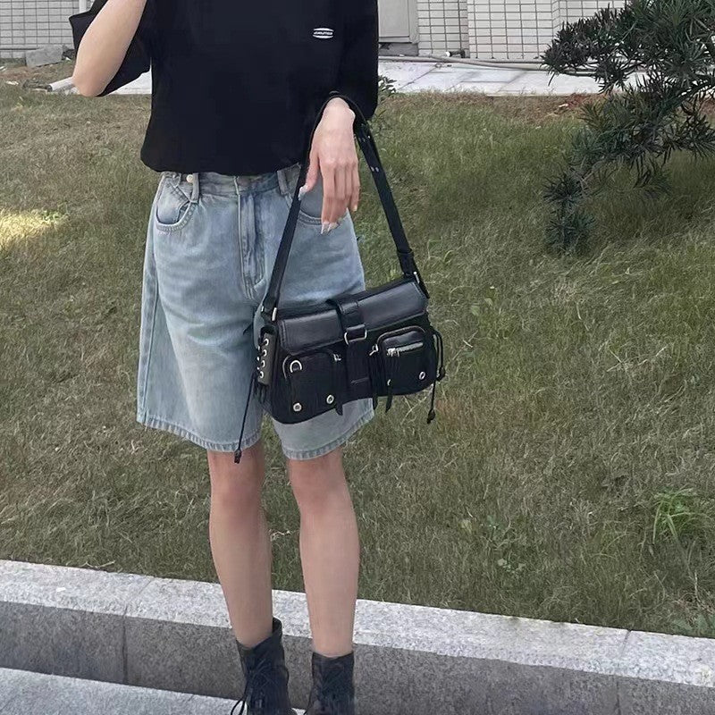Ielgy High-End Feeling Black Motorcycle Bag Sweet Cool Hot Girl Baguette Bag Niche One-Shoulder Messenger Underarm Bag