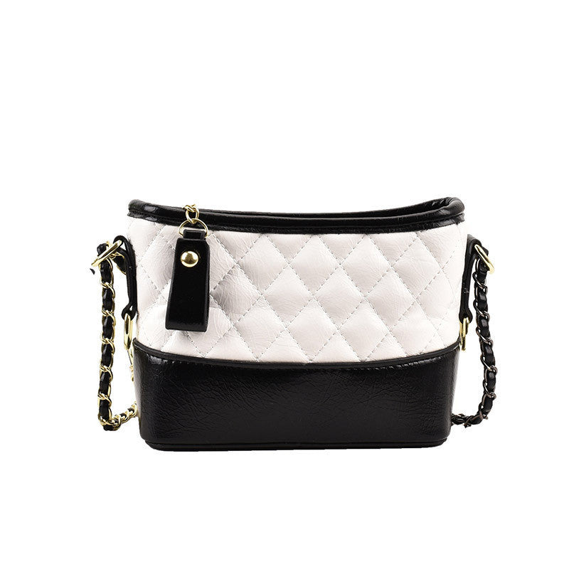 Ielgy Ladies Popular Silver Chain Bag Trendy High-End Texture Niche Diagonal Stray Bag