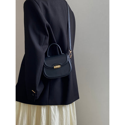 Ielgy Ladies Black Retro Saddle Bag All-Match High-End Sense One-Shoulder Messenger Bag
