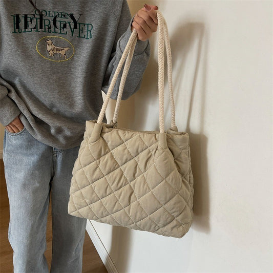 Ielgy Fresh Sweet Girl Large Capacity Shoulder Messenger Bag Leisure Travel Bag