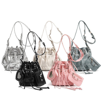 Ielgy Ladies All-Match Drawstring Silver Female Bag Fashion Bucket Bag Rivet Motorcycle Bag Casual Commuter Shoulder Messenger