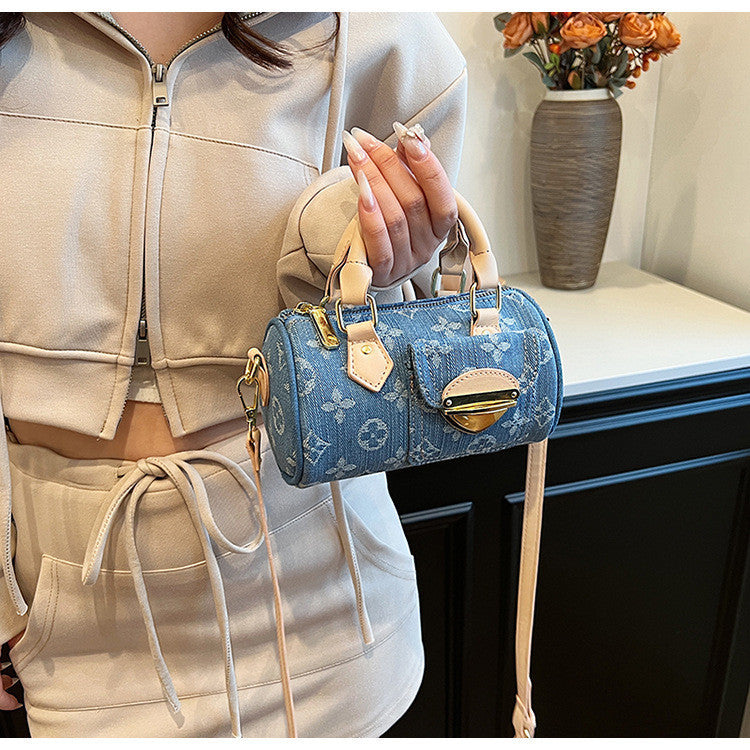 Ielgy Female Pillow Bag Woven Denim Handbag Niche Trendy Retro One-Shoulder Cross-Body