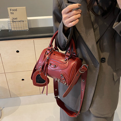 Ielgy High-End Rivets Hot Girl Style Texture Boston Handbag Niche One-Shoulder Messenger Motorcycle Bag