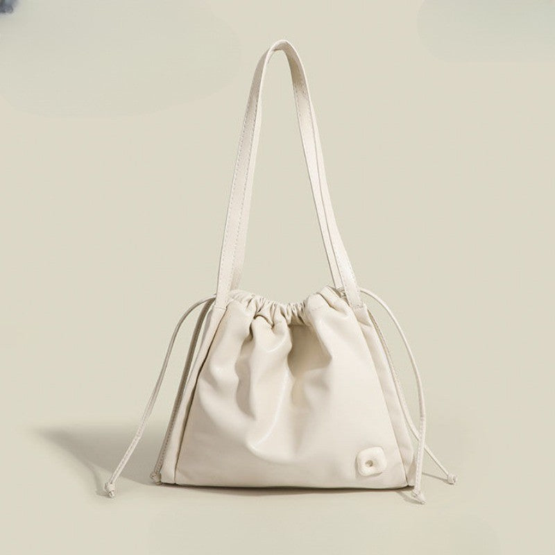 Ielgy Black Large Capacity Drawstring Tote Bag High-End Texture Niche Commuter Soft Leather Shoulder Bag