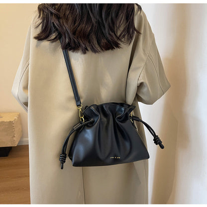 Ielgy Female Bag Fashion Simple Drawstring Lucky Bag Bag One Shoulder Crossbody Large Capacity Bucket Bag Hand-Carrying Pleated Bag